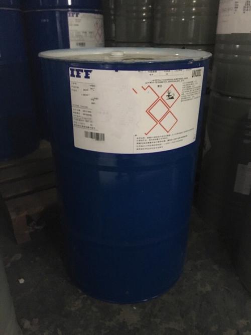 商品描述产品规格瓶产品名称香精香型果香香精是否进口否商品属性广东